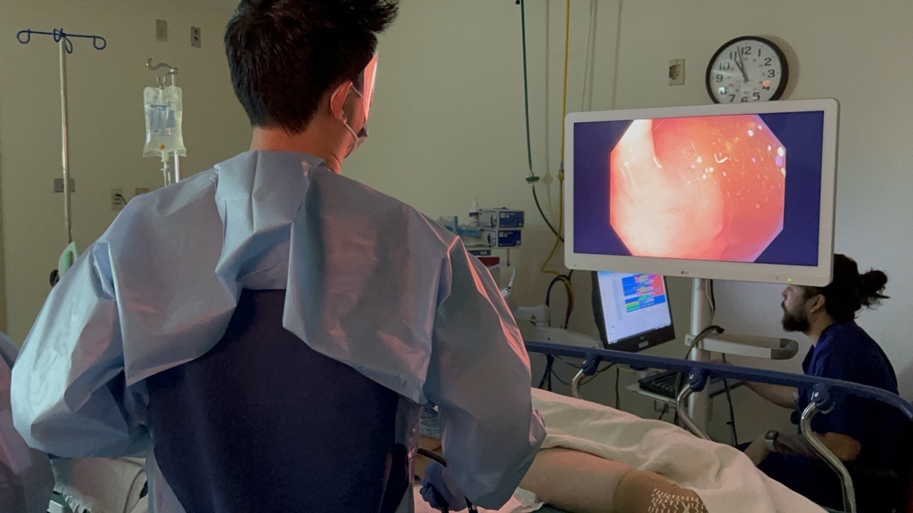 Dr. Teng performing an endoscopy. 